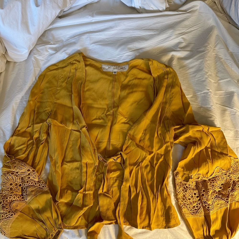 Jen’s pirate booty Leola top​​